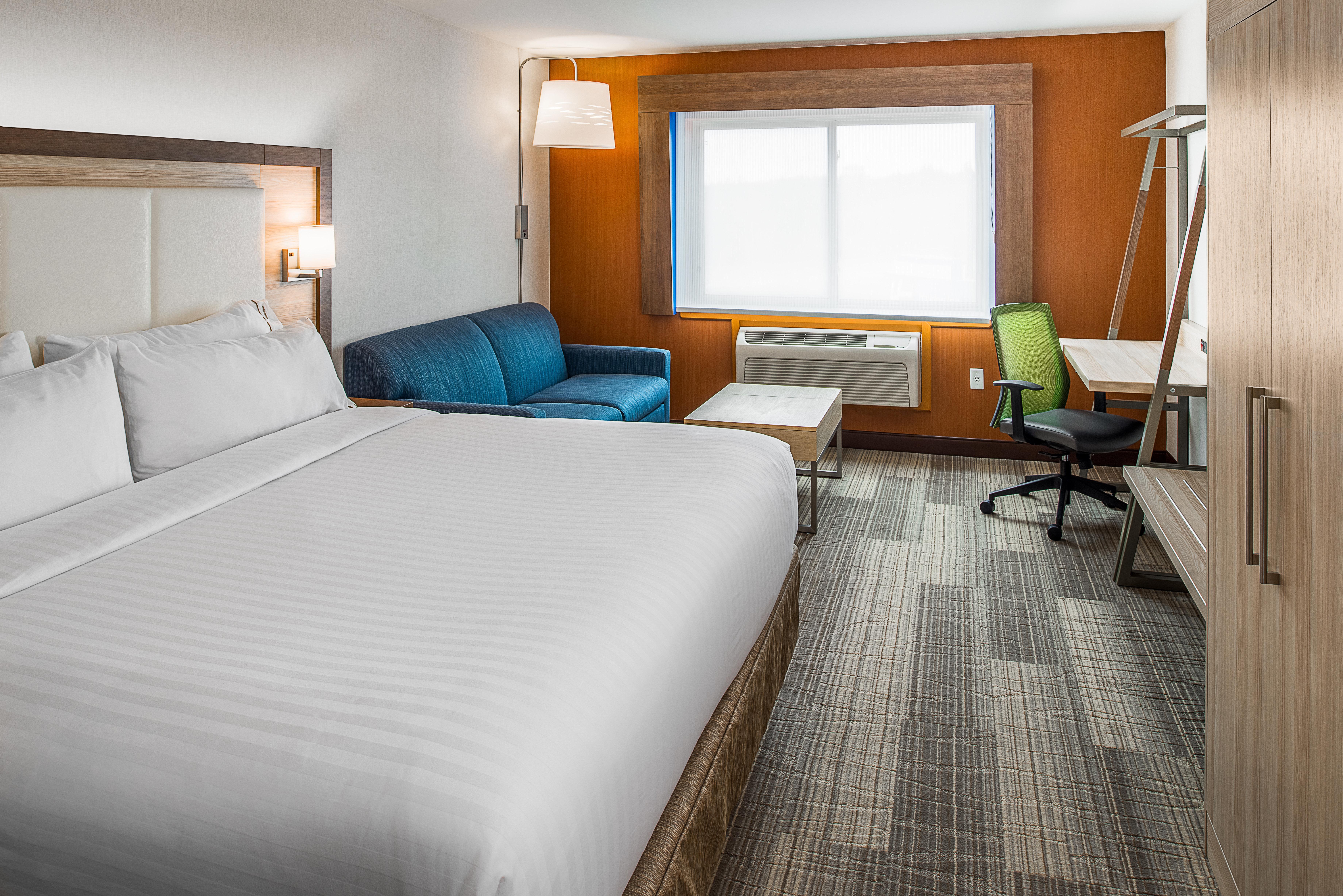 Hotel Express & - Bedford By Ihg 3*